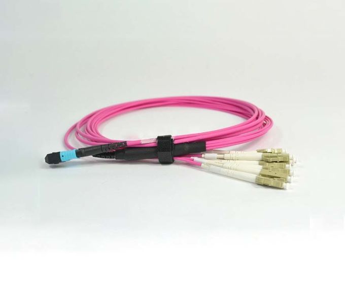 Puxe a perda de inserção do cabo de fibra ótica 0.35dB do único modo do cabo do tronco de Mpo do impulso