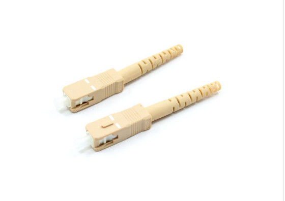 China Os conectores da fibra multimodo do SC UPC escolhem o núcleo para o cabo de remendo da fibra ótica fornecedor