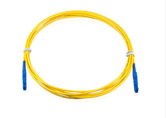 O cabo de remendo amarelo da fibra ótica de E2000 UPC projeta para a rede de FTTX fornecedor