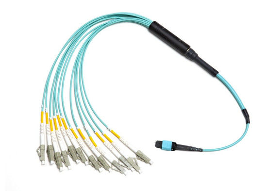 O cabo de remendo do cabo de fibra ótica de LSZH, 12/24 retira o núcleo do cabo de remendo da fibra do Lc para o painel de remendo fornecedor